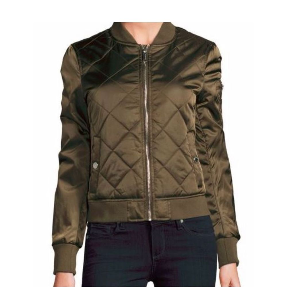 BCBG Generation Bomber Jacket Size XL Olive Color.